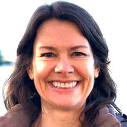 Amy Suardi 